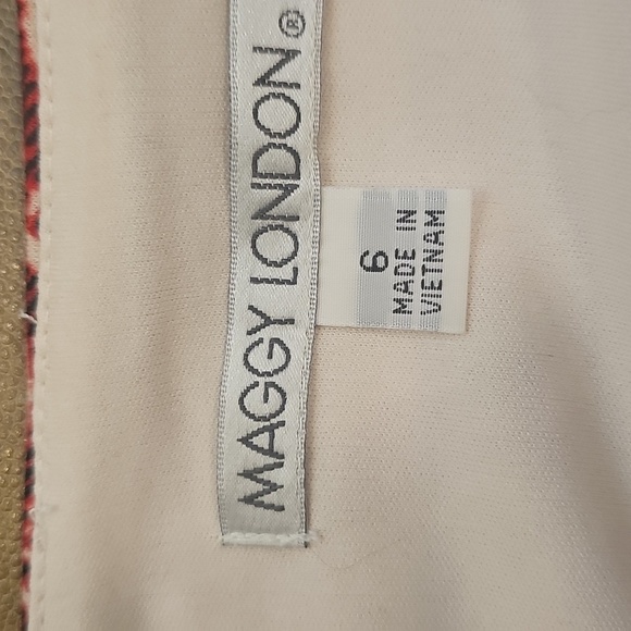 Maggy London Slimming Red/ Black Print Midi Dress, Excellent Condition, Size 6 - Picture 7 of 8